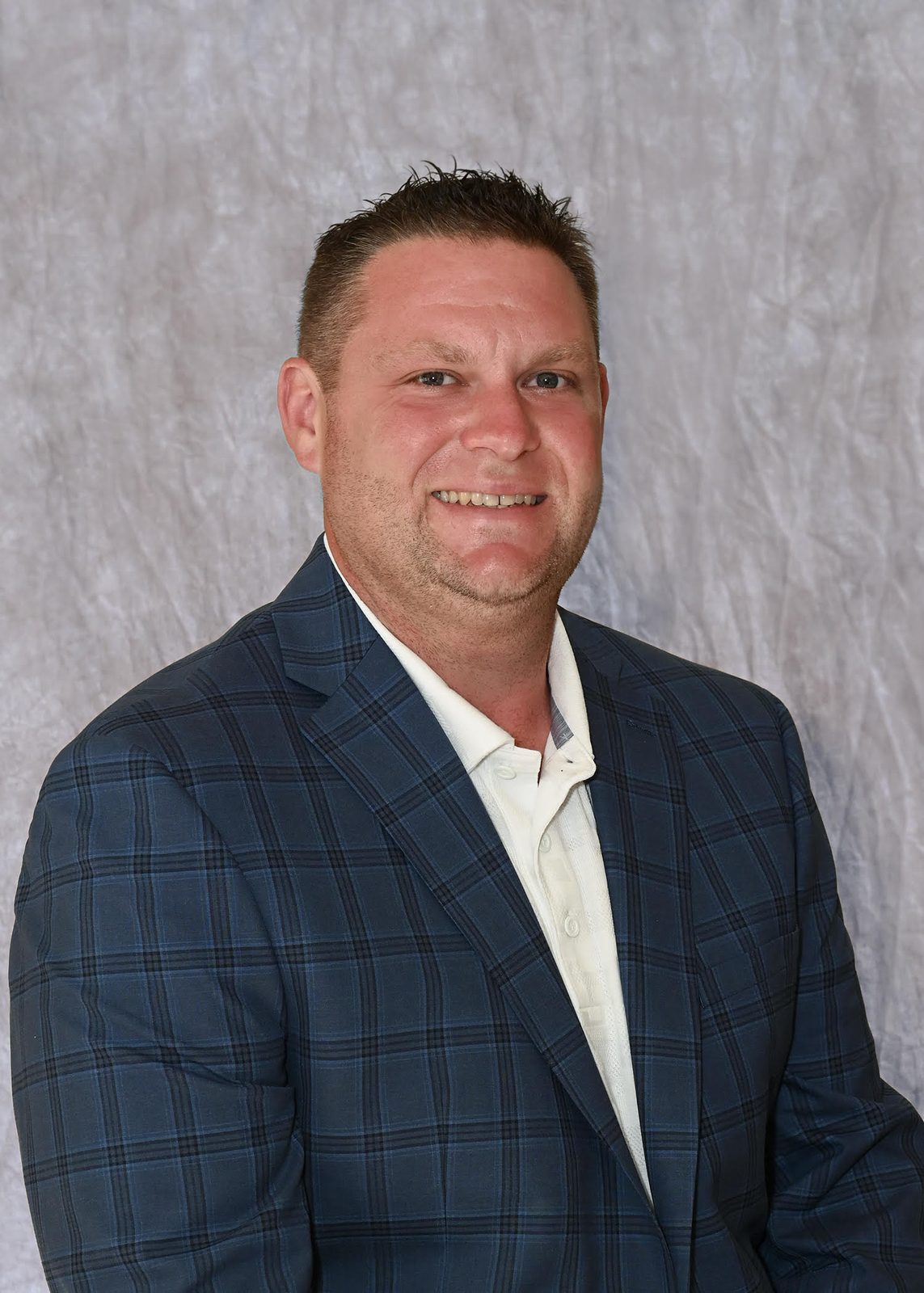 Russell Barber, Sales Associate